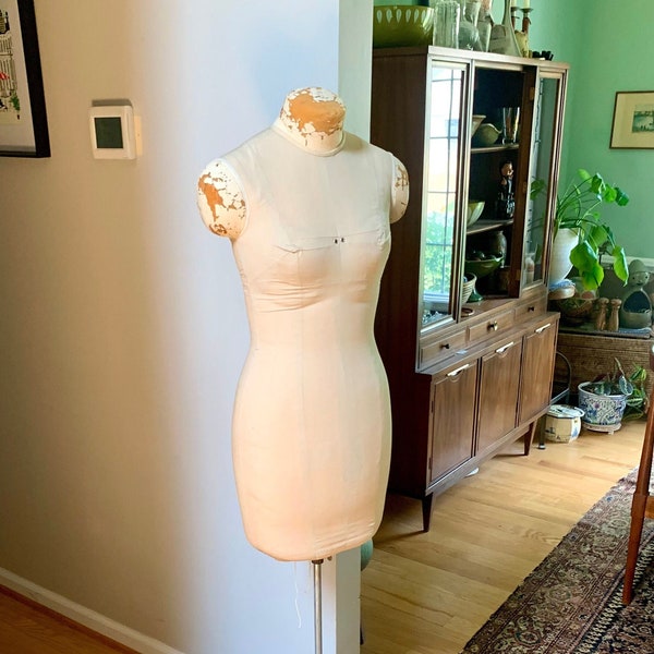 Vintage Solid Dress Form | Portable Dress Form | Vintage Dress Form | Seamstress Gift | Designer Gift | Store Display | Clothing Display