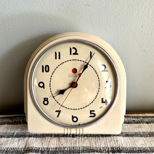 Vintage 1930&#39;s Telechron Wall Clock | MCM Kitchen Clock | MCM Red Dot Wall Clock | Art Deco Telechron 2H07 Electric Clock | Art Deco Clock