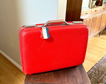 American Touister Tiara Suitcase | Vintage Red Travel Case | Mid Century Red Hardshell Suitcase | Red Overnight Case | Travel Bag