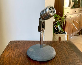 Vintage Elctro-Voice 630 Dynamic Mike | Vintage MCM Electrovoice 630 Microphone On Round Stand | Dynamic Microphone (untested)