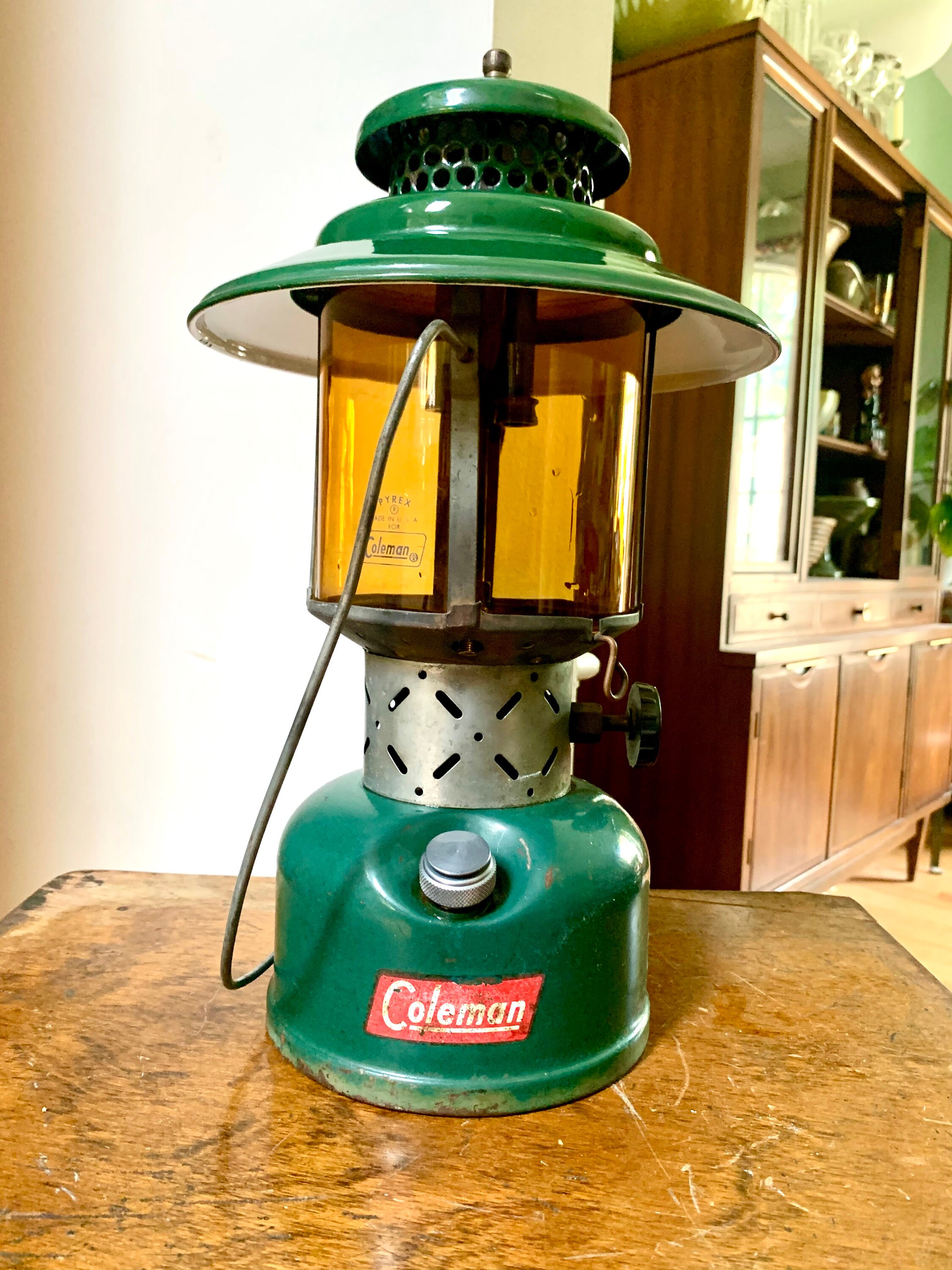 Vintage Coleman Model 228E Lantern| Coleman 1953 Big Hat Vintage Coleman Model 228E Lantern| Coleman 1953 Big Hat