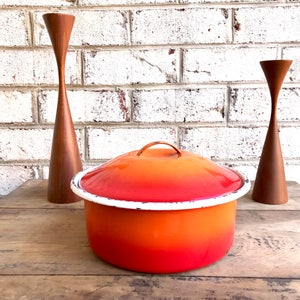 Vintage Red and Orange Enamel Pot | Rustic Red Enamel Casserole Dish | Red Two Toned Metal Enamel Pot | Chipped Enamel | Country Decor