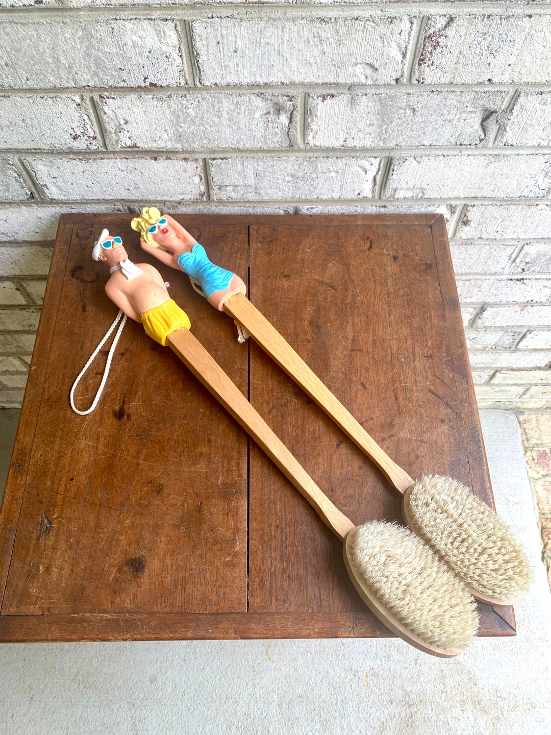 A Vintage Pair of Novelty Scrub Brushes Beach Couple Scrub Etsy