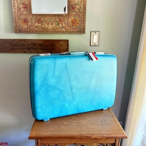 Vintage American Tourister Turquoise Marbled Luggage| American Tourister Suitcase| Smaller Size A/T Escort Suitcase| Turquoise Blue Suitcase