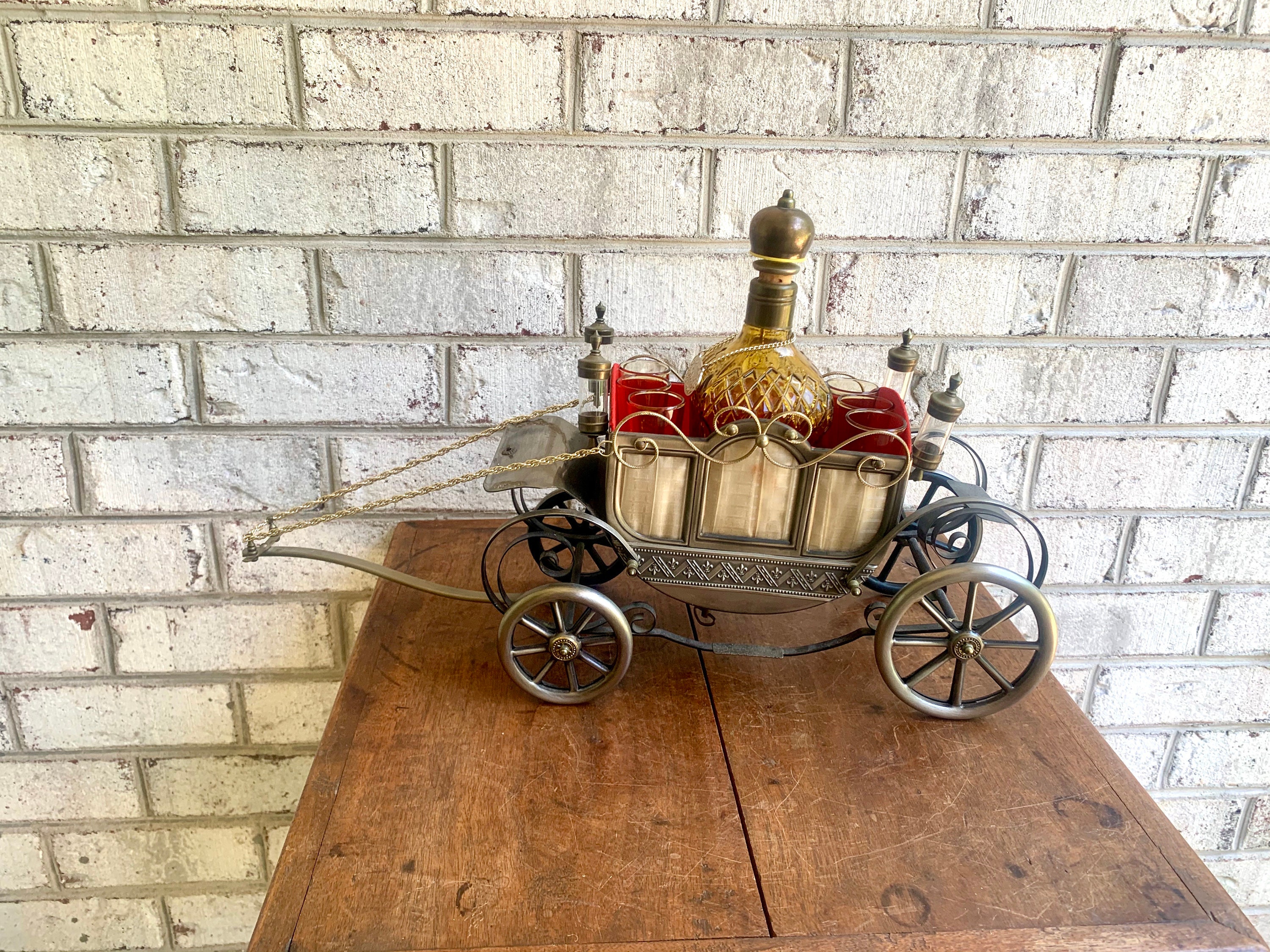 Musical Decanter for sale Only 2 left at 75