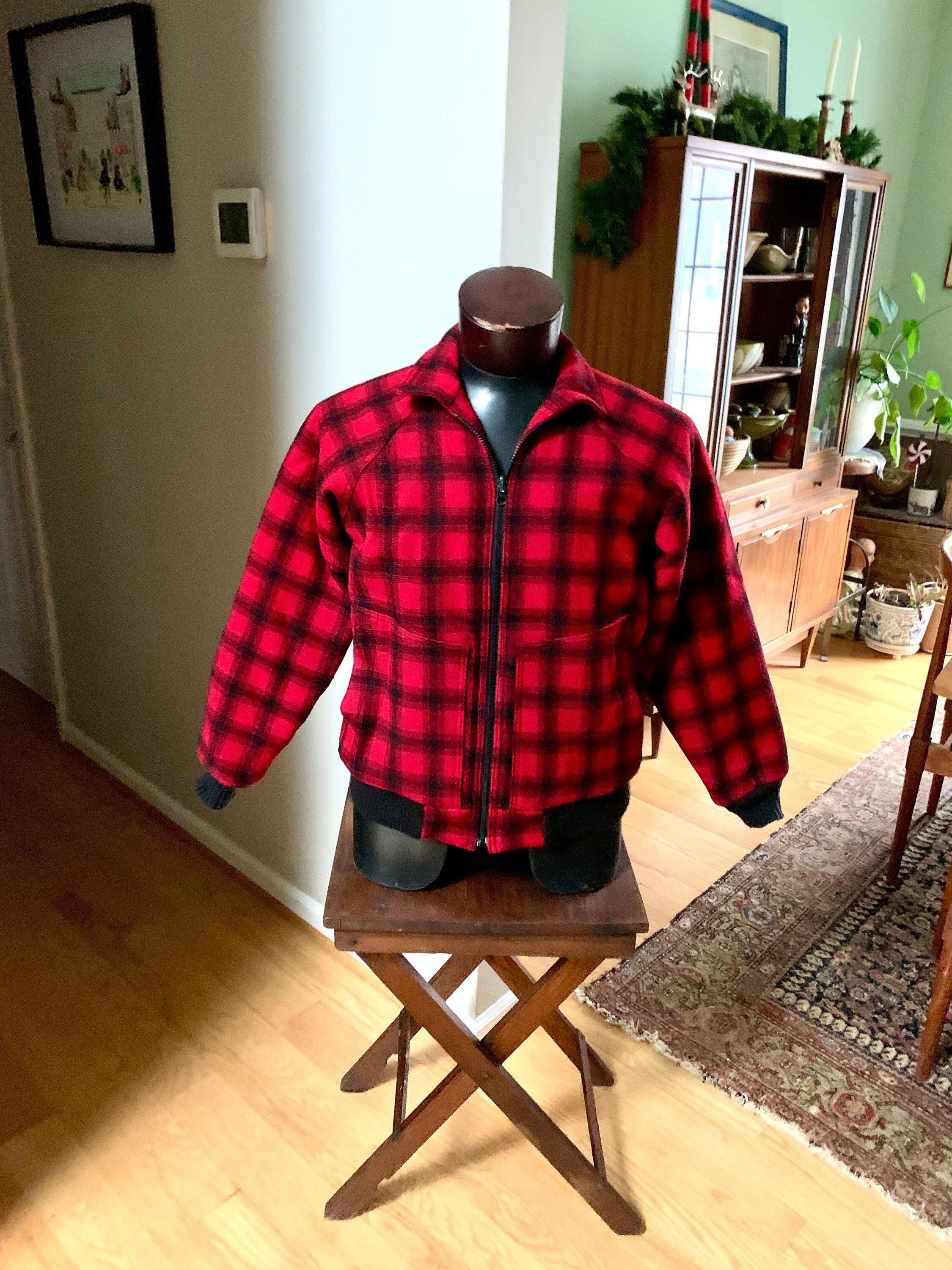Vintage 80's Woolrich Wool Medium Coat | Woolrich Hunting Vintage 80's Woolrich Wool Medium Coat | Woolrich Hunting