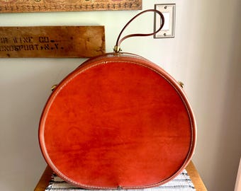 Samsonite Hardshell Round Suitcase | 50's Retro Luggage | Vintage Hard Case Round Suitcase | Samsonite 4920 Shwayder Bros Case