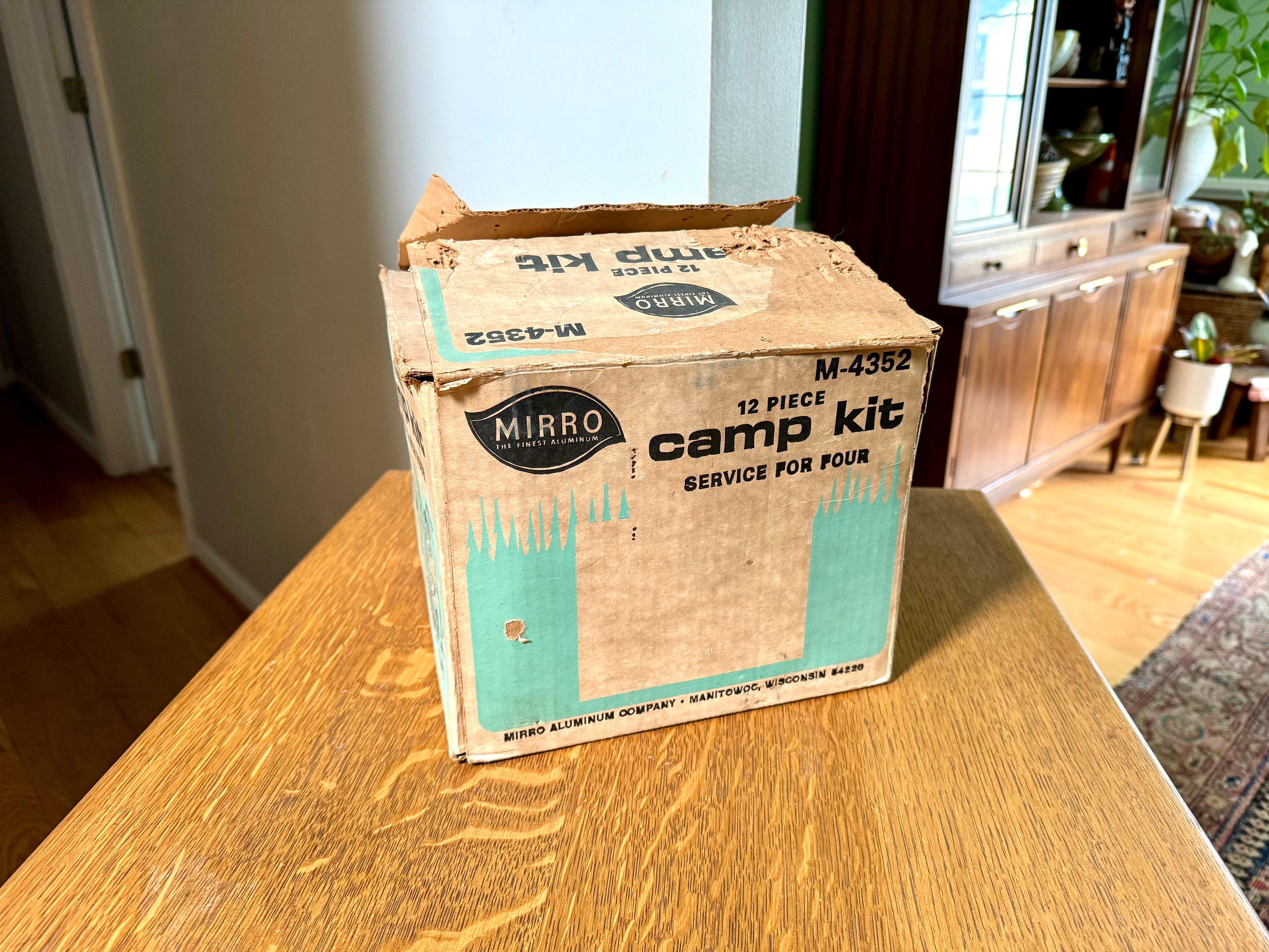 Vintage Mirro M-4352 Aluminum Camp Kit | 12 Piece Camping