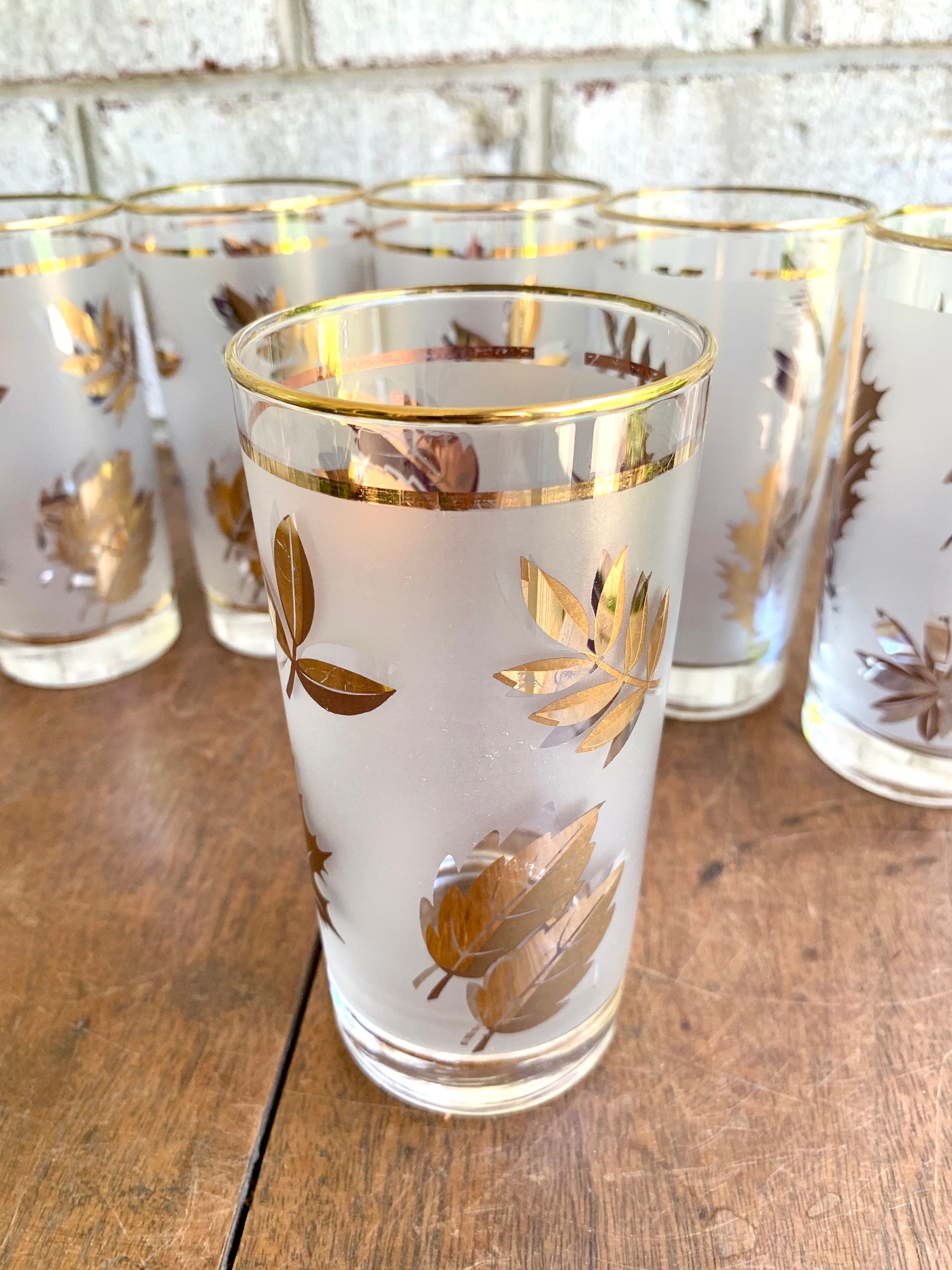 Vintage Set Of 6 Frosted Leaf Drinking Glasses Gold Rimmed Etsy