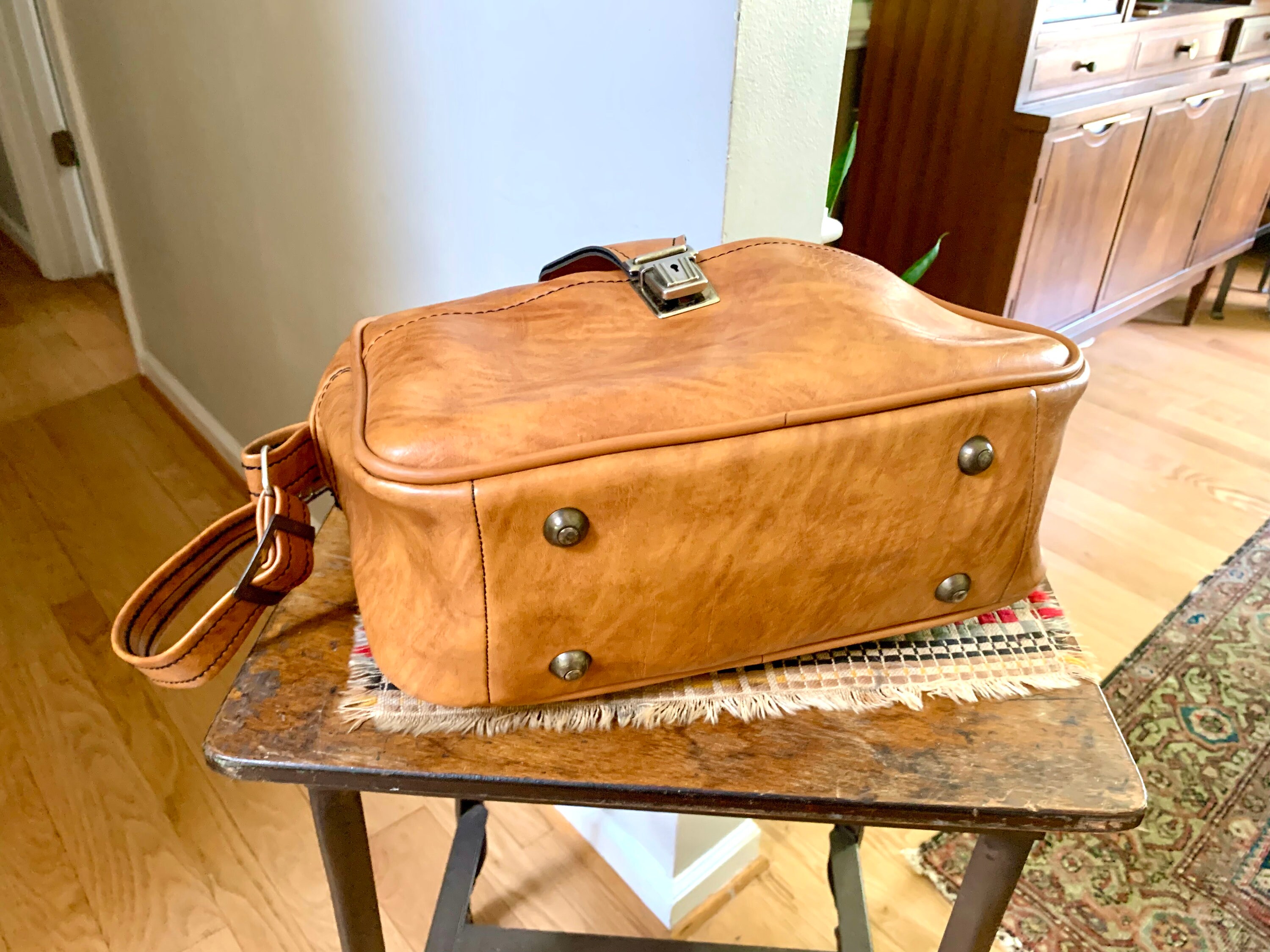 Vintage Brown Marbled Vinyl Shoulder Bag Scovill Vinyl Shoulder