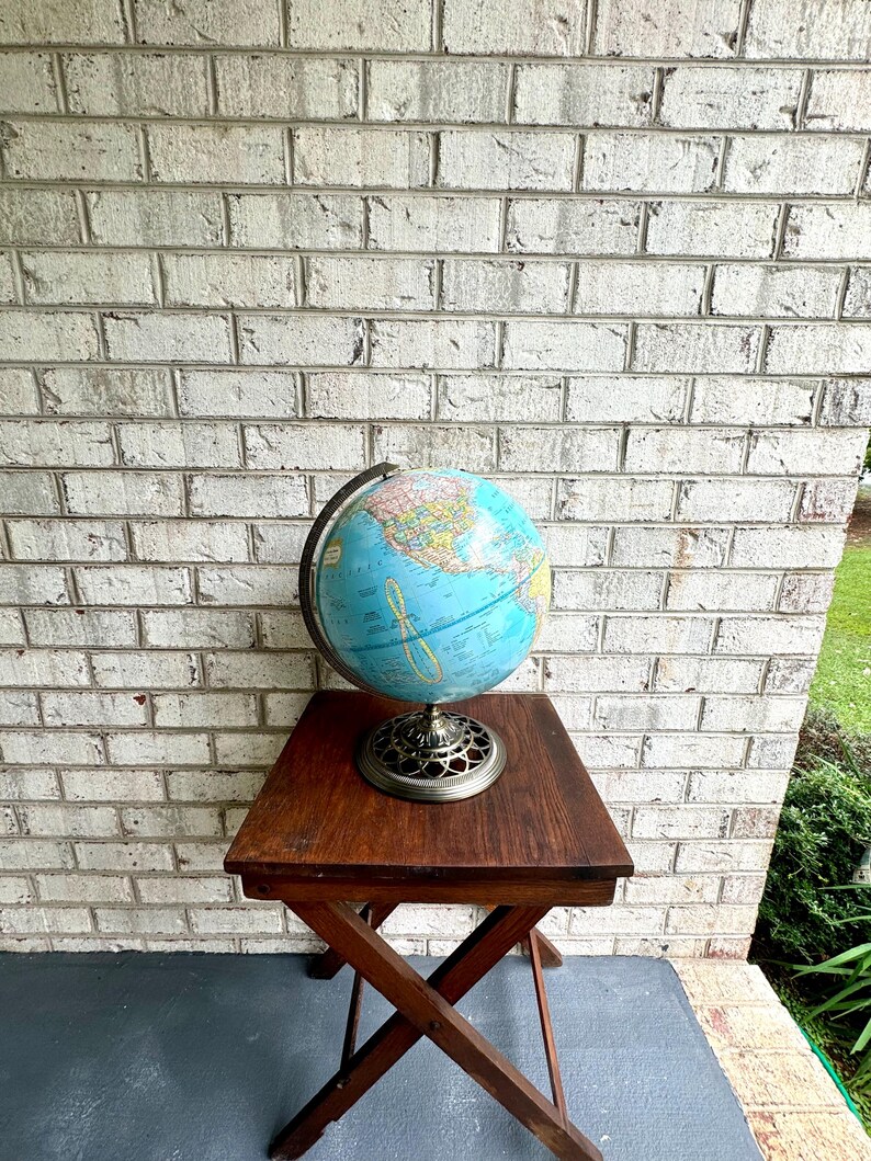 Vintage 12 Cram's Quality Globe With Metal Stand F. Cram Co