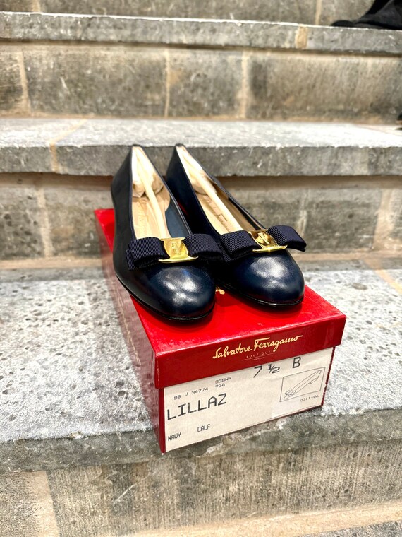 Vintage Salvatore Ferragamo Dark Navy Blue Shoes |