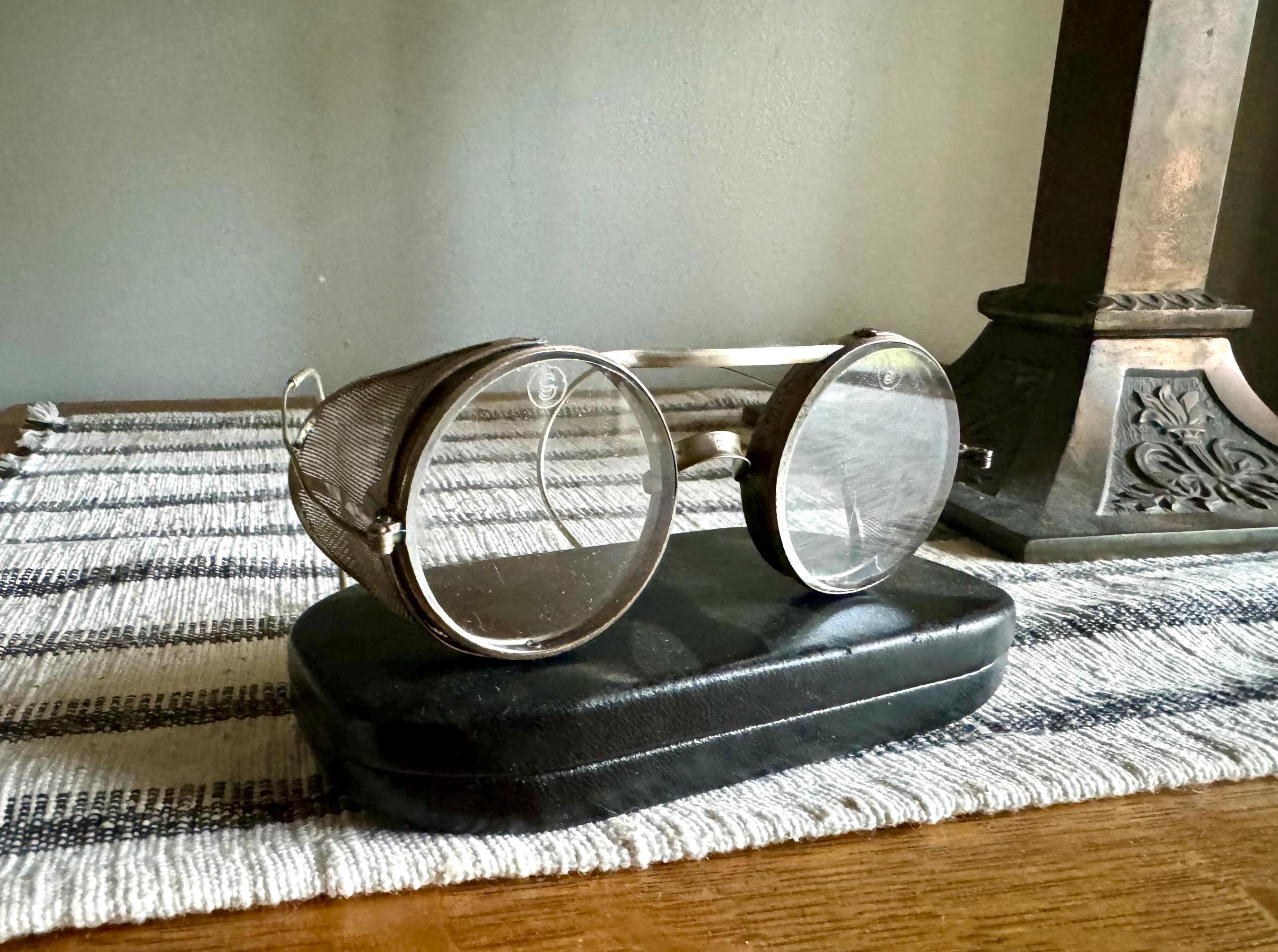小物 70s ~ 'Welsh' Safety Glasses clear VTG WELSH WM SPECTACLE GOGGLES HORN Rim 1960s SAFETY GLASSES
