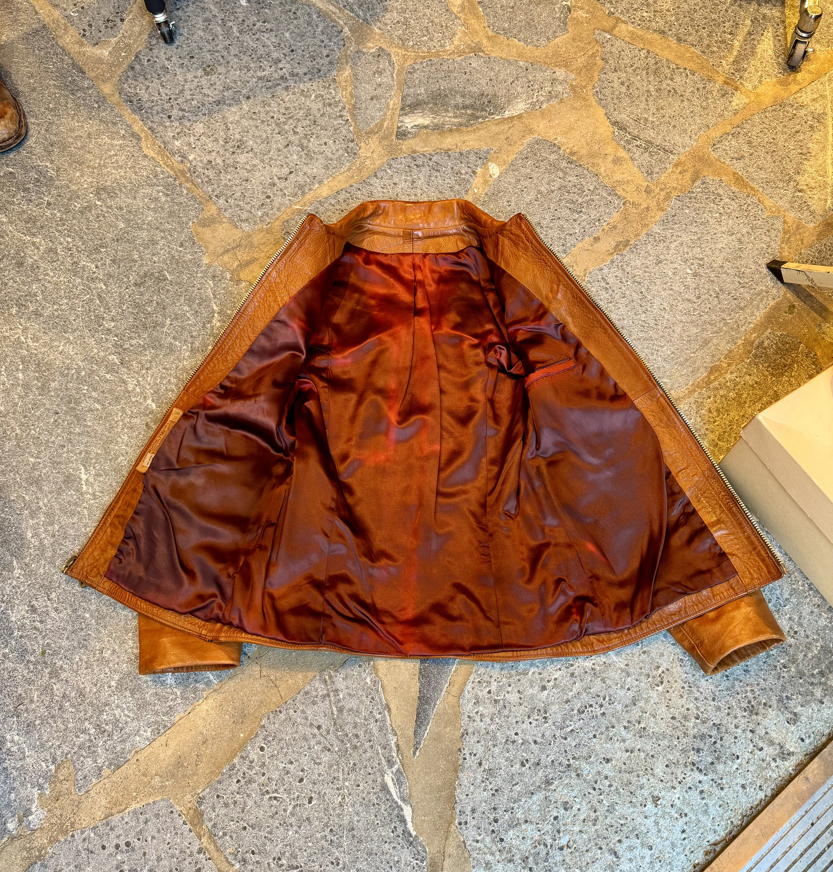 00s japanese label leather jilet vest ジレ Qolkmuiy-GJ Mens Distressed Leather Vest Retro PU Biker