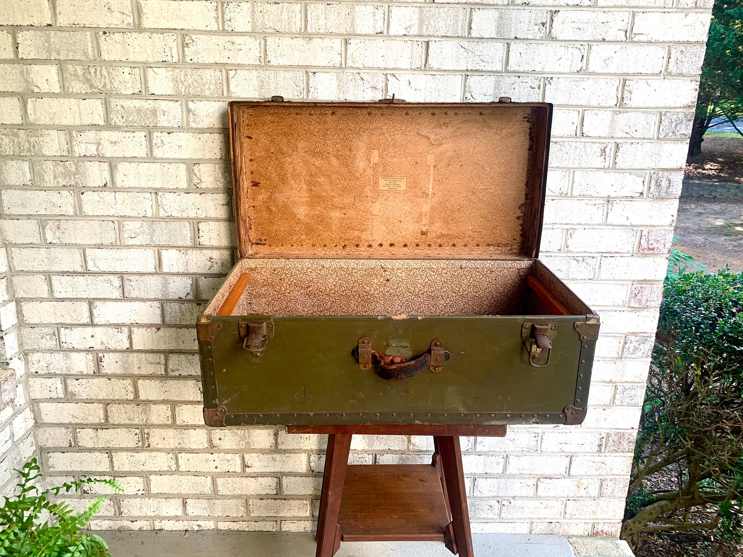 Vintage Military Storage Trunk Military Foot Locker Horn Luggage U.S. Army  Shipping Container Rustic Box Industrial Coffee Table - Etsy