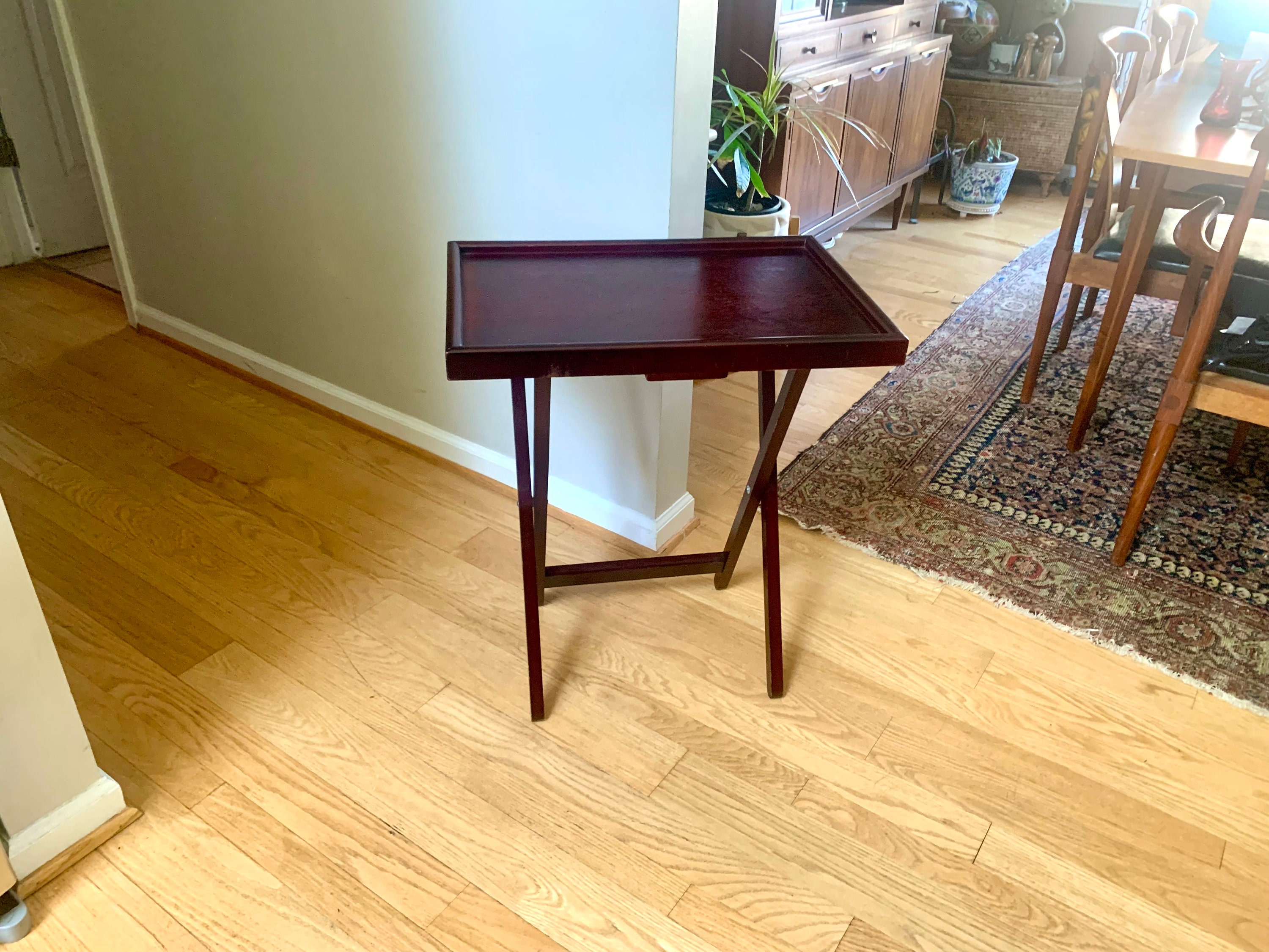 Scheibe products tv trays deals