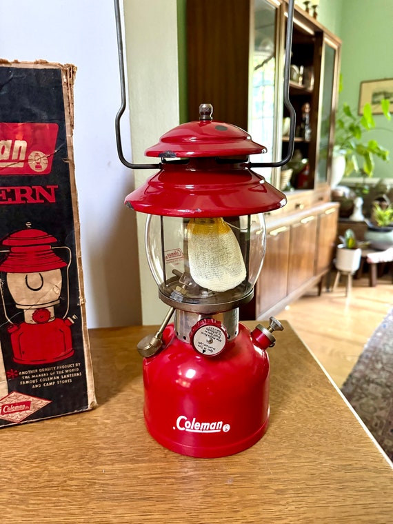 Vintage Coleman Model 200A Lantern With Striker and Orig