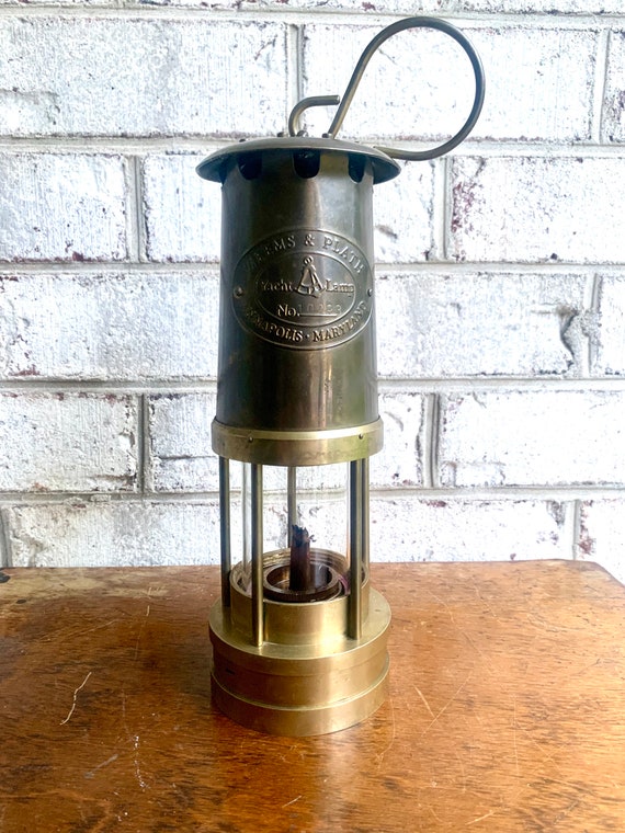 Weems and plath oil lamp deals