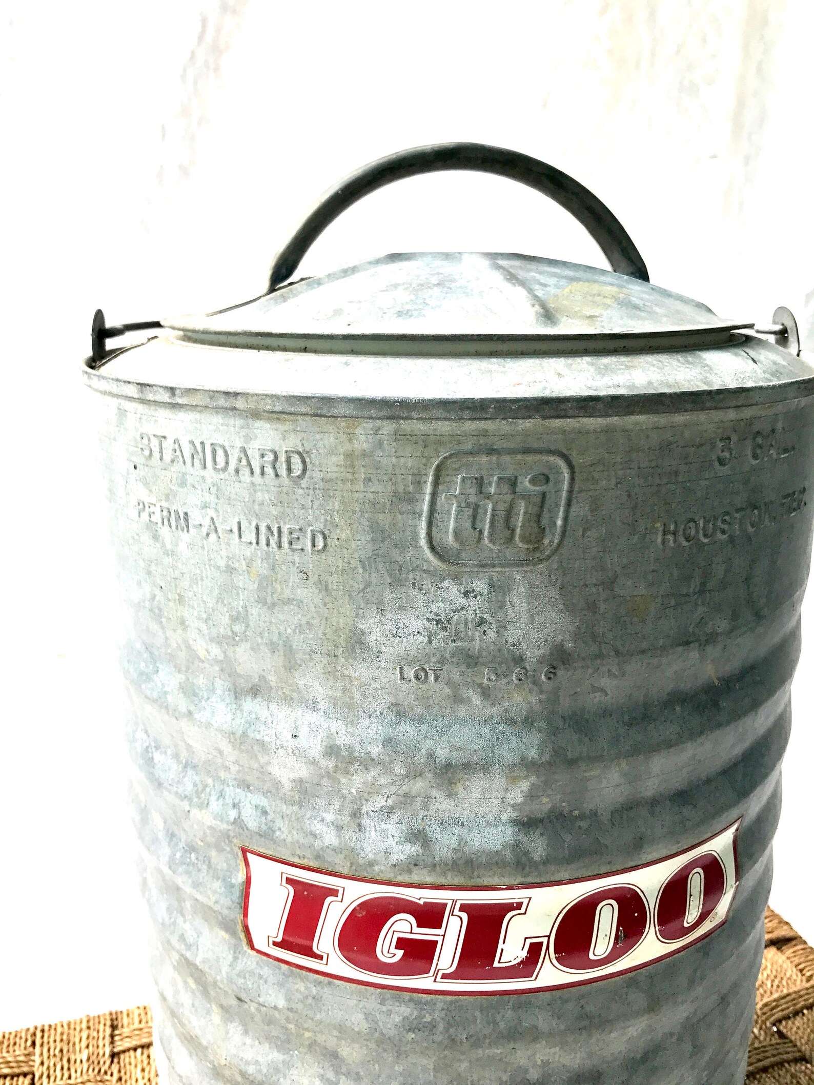 Vintage Igloo Metal Water Cooler 3 Gallon Galvanized Water Etsy
