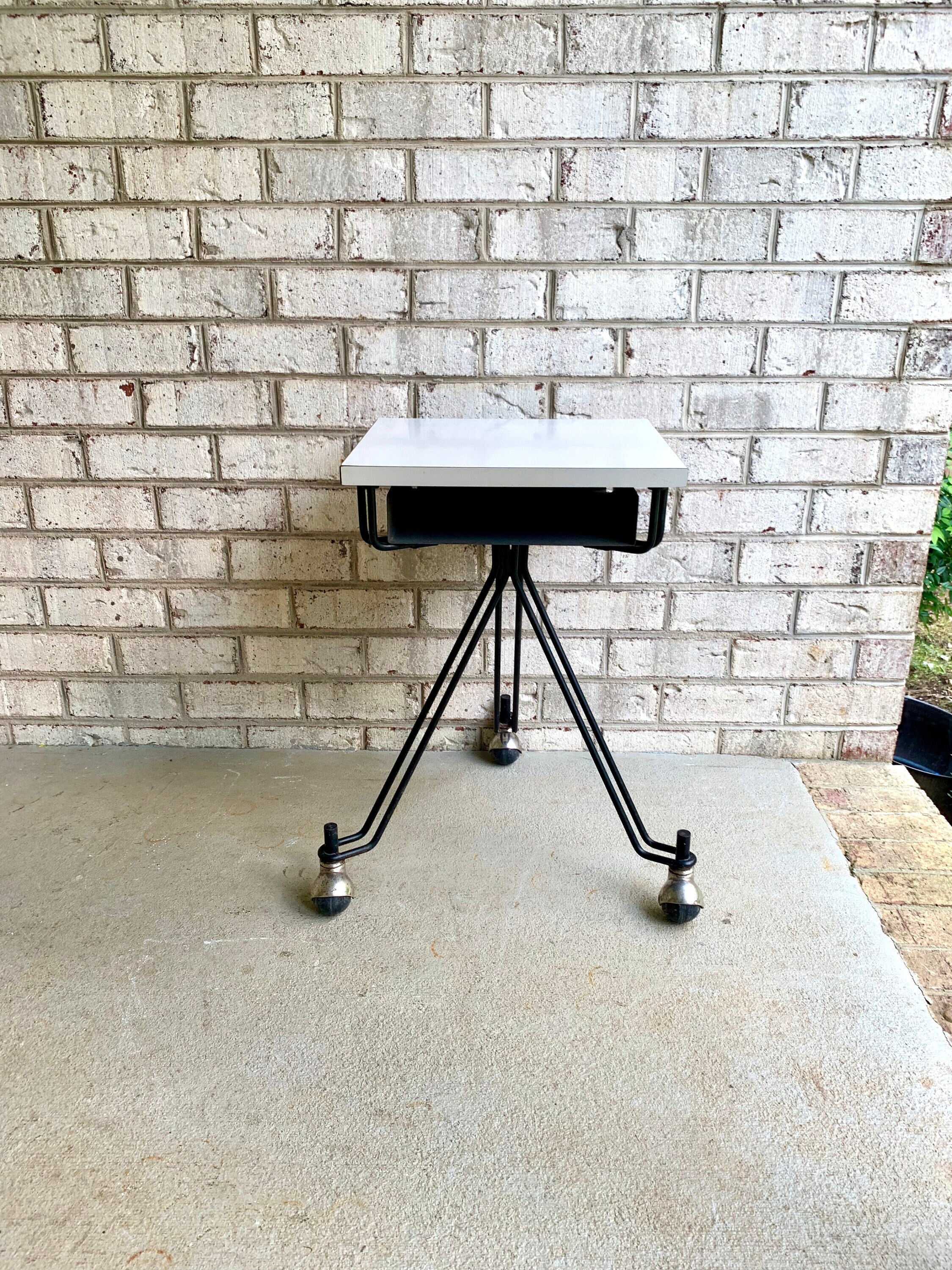 MCM Eliot Noyes Rolling Table | IBM Three Legged MCM Rolling MCM Eliot Noyes Rolling Table | IBM Three Legged MCM Rolling