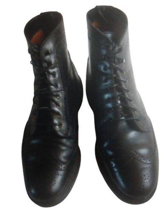 Made in Mane | Men's Brogue Boots | Vintage Men's… - image 3
