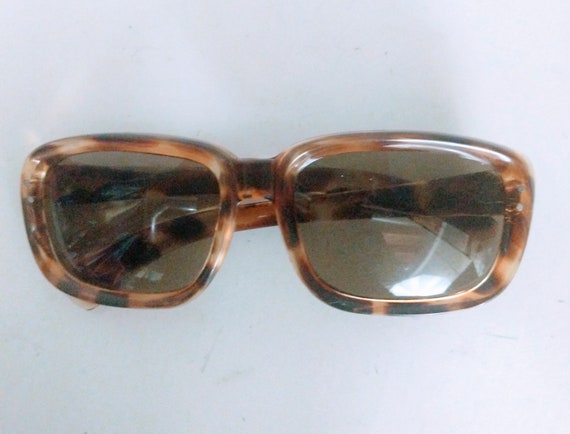 Mod 1960s Sunglasses Tortoise Jackie O Glasses It… - image 8