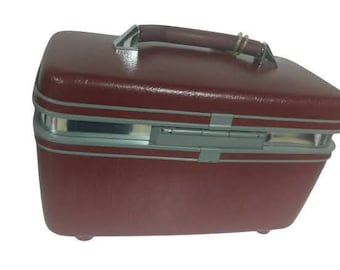 Vintage Train Case | Luggage 1950 | Burgundy Luggage