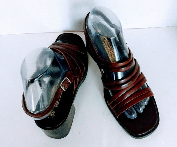 1980s Shoes Strappy Sandal Leather