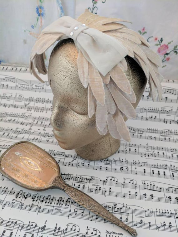 Fascinators Hat Feather Bow