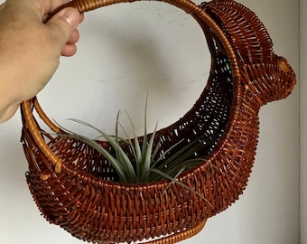 Vintage rabbit basket