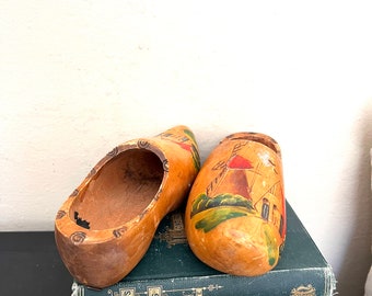 Vintage wood danish shoe wall decor 1 set