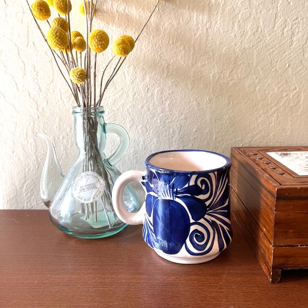 gorgeous vintage mug