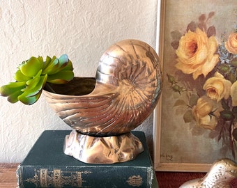Vintage shell nautilus planter brass