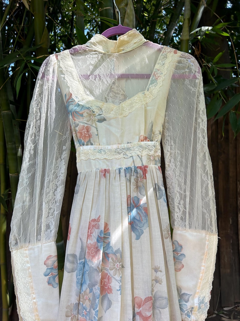 Vintage 70s Gunne Sax Cream Floral Maxi Dress With Bishop Sleeves ...