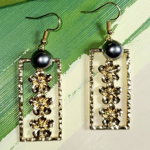Polynesian/Hawaiian Plumeria Pearl Earring & Necklace 14K Gold Jewelry Set