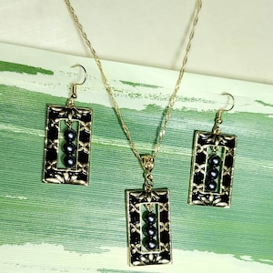 Polynesian/Hawaiian Triple Pearl Tribal 14K Gold Earring & Necklace Jewelry Set
