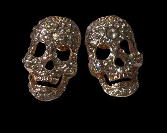 Pendientes de calavera con brillantes diamantes