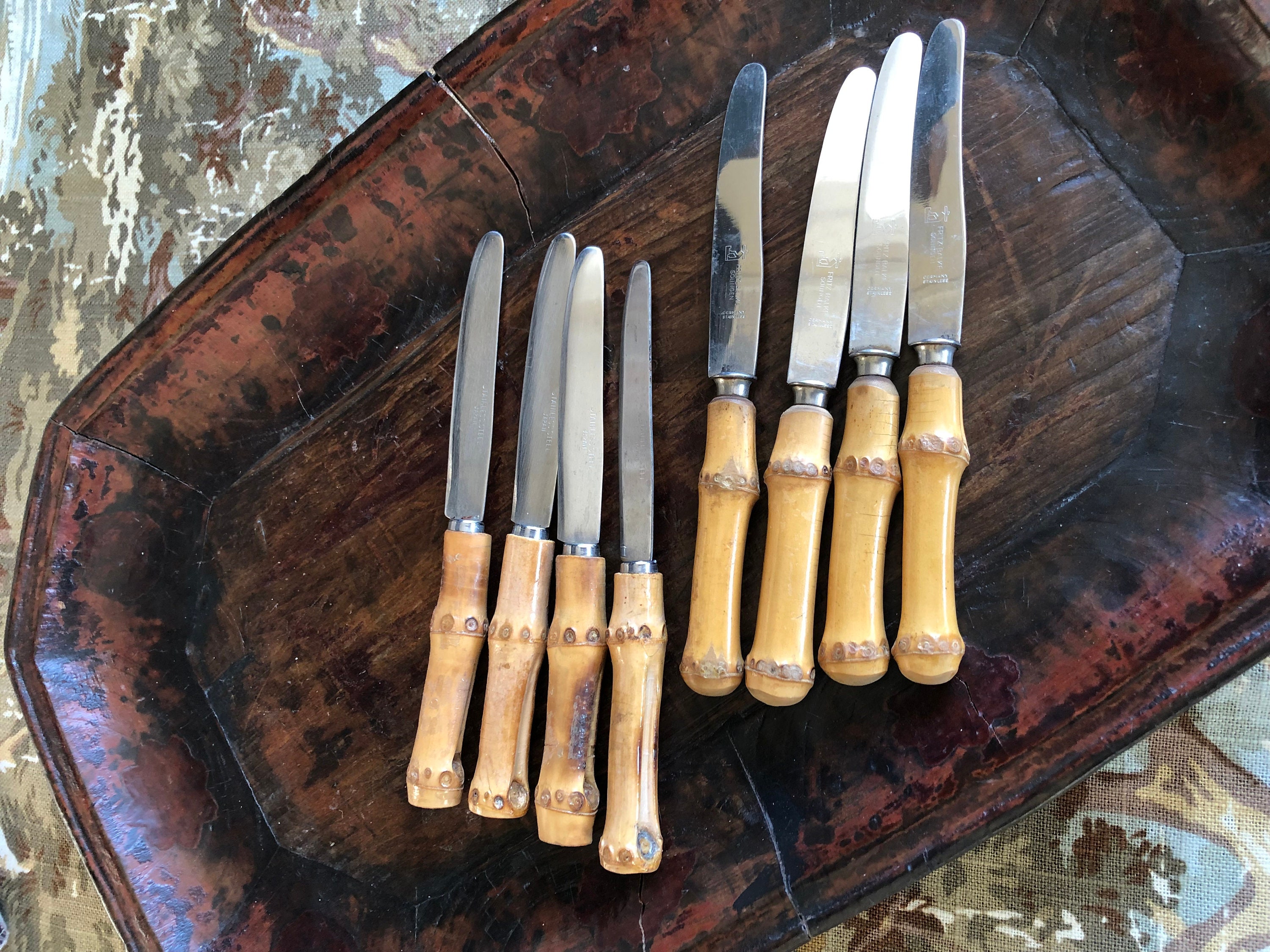 Fingerhut - Oneida Bamboo Cutting Board with Santoku Knife