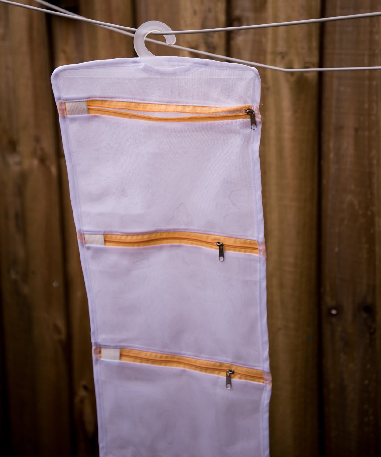 Zipped Laundry Bag With 4 Compartments for Socks, Lingerie and