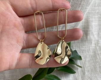 Abstract Line Drawing Face Dangle Earrings Gold Filled Artsy Earrings Funky Mismatched Face Earrings Quirky Hollow Face Earrings Gold