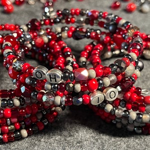The Ohio State Buckeyes OSU Memory Wire wrap Beads Bracelet OH IO