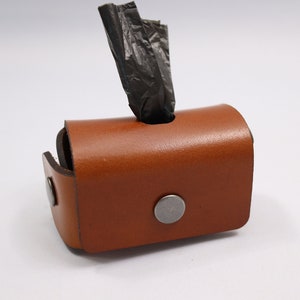 PDF Pattern: Leather dog poop bag holder that goes on your leash