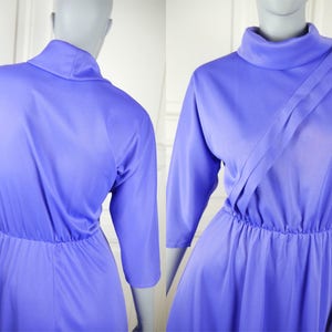 French Vintage 1980s Midi Dress, Sky Blue Polyester Knee-Length w Roll-Back Collar & Bodice Sash European Dress: Size 8/10 US, 12/14 UK