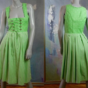 Austrian Dirndl Dress, Green Floral Bodice & Green and White Gingham Check Skirt Bavarian Trachten Octoberfest Dress: Size 6 US, 10 UK