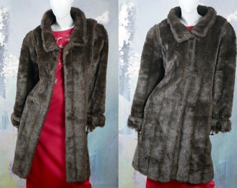 Mink Faux Fur Coat, European Vintage Long Fake Fur Coat: Talla 16/18 US, 20/22 REINO UNIDO