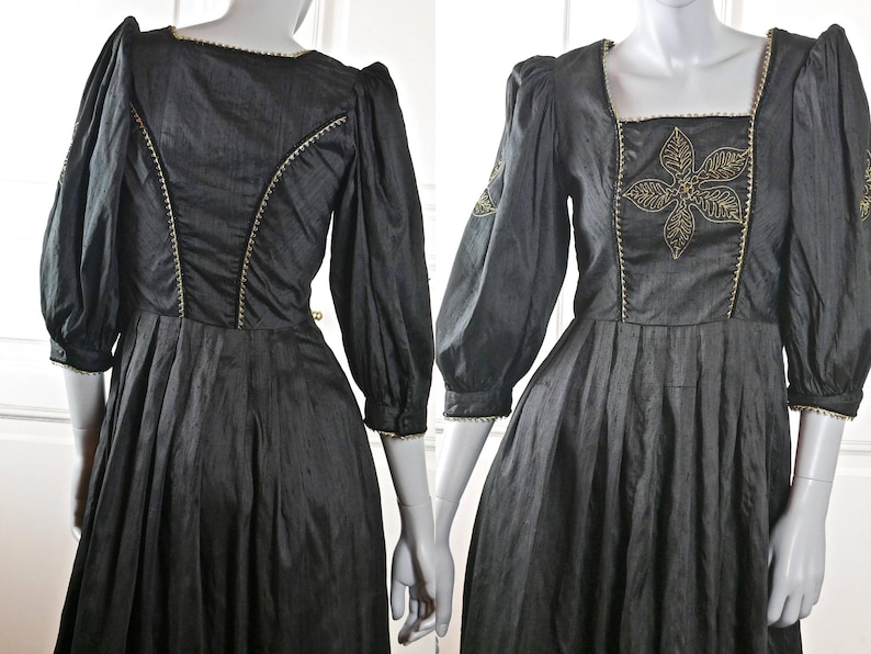 Black Gold Traditional Tyrol Octoberfest Dress Austrian Vintage Trachten Dress 10 UK German Clothing: Size 6 US