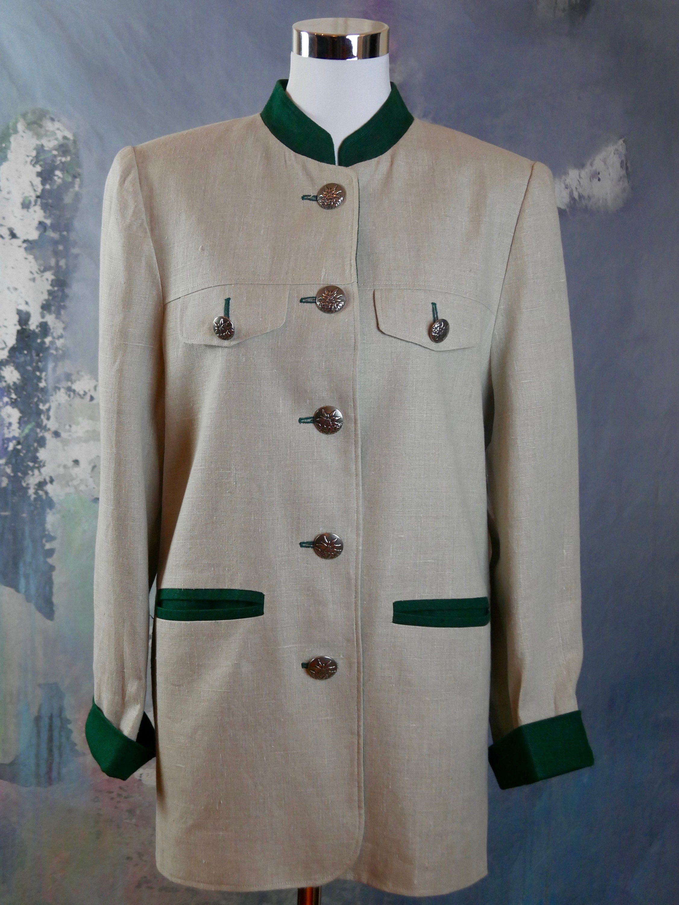 Austrian Vintage Linen Trachten Jacket, Women's Beige and Green Tyrol Octoberfest Blazer with Pewter Edelweiss Buttons: Size 12 US, 16 UK