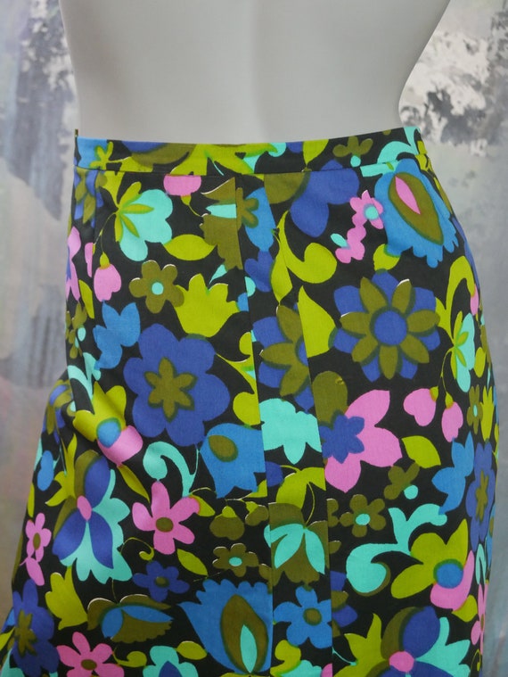 1970s Floral Skirt, Blue Pink Chartreuse Olive Tu… - image 6