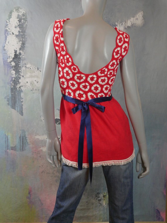 1970s Crochet Sleeveless Summer Top, Red & White … - image 6