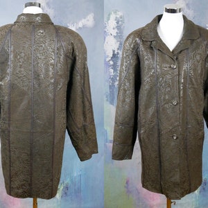 Brown Leather Coat, Women's 1980s European Vintage Coat w Etched Arabesque Pattern & Detachable Faux Fur Lining: Size 14/16 US, 18/20 UK